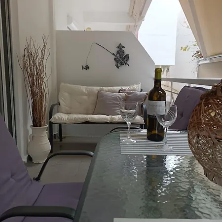 Stefiniki Apartment